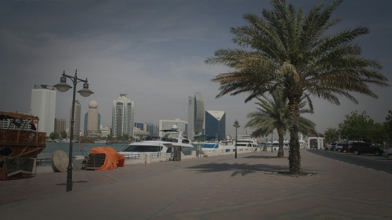 Bur Dubai themed custom Pine Script developer cover with dark finance styling