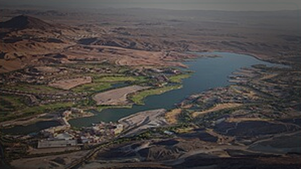 Henderson skyline themed Pine Script service cover with dark market grading