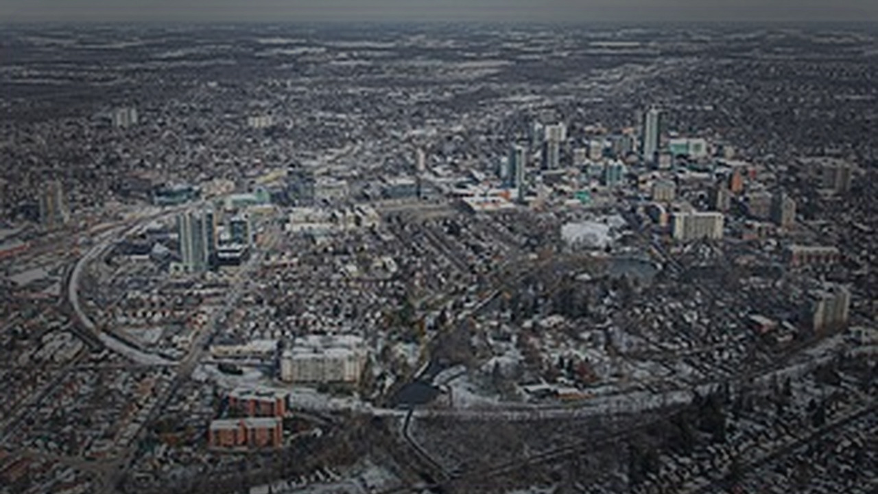 Kitchener themed startup-friendly Pine Script expert cover