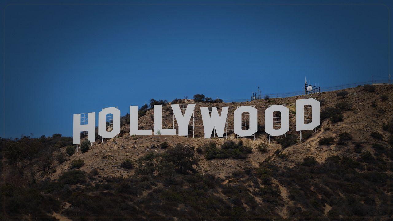 Los Angeles skyline themed Pine Script service cover with dark market grading